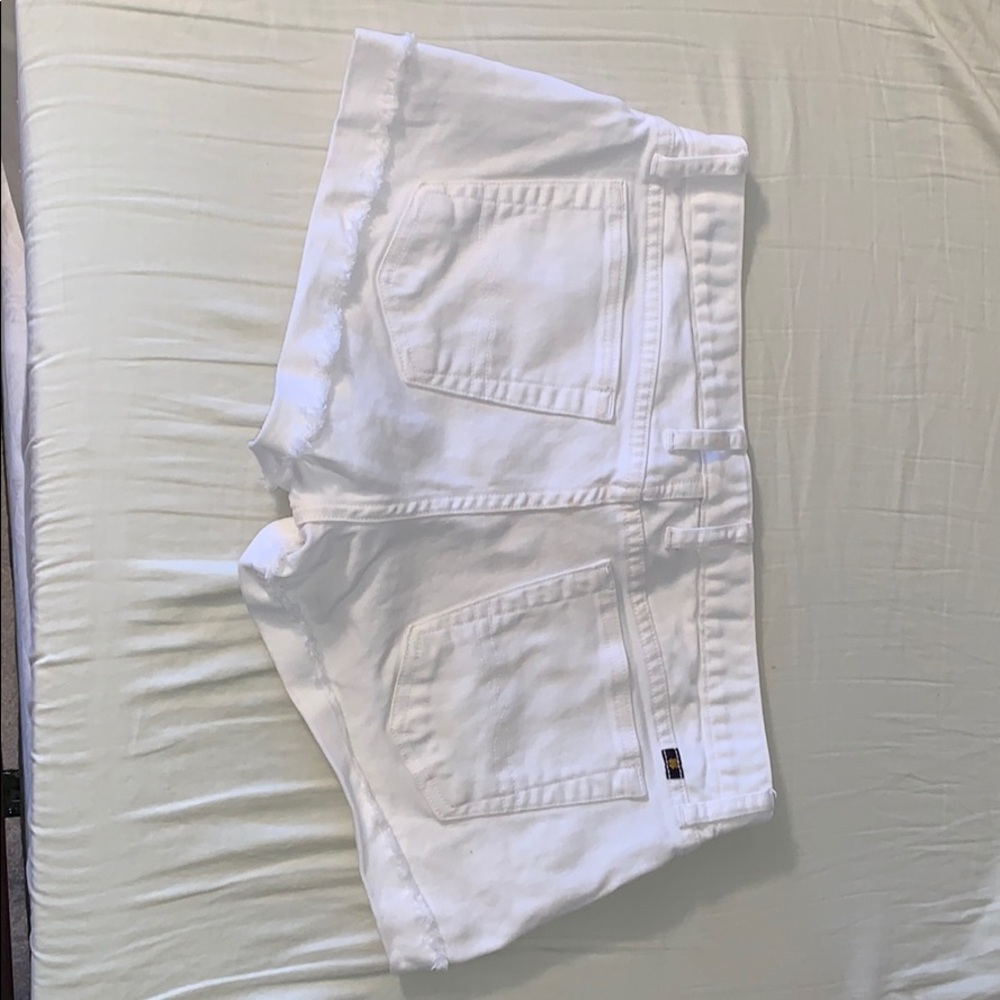 Lucky Brand- Riley short white denim shorts